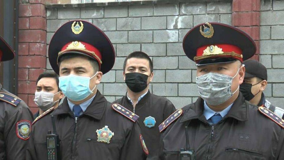 Во время карантина в Алматы участились случаи нападения на полицейских