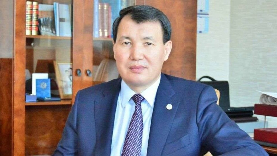 Шпекбаев начнёт проводить еженедельный приём граждан, а заместители – ежедневно