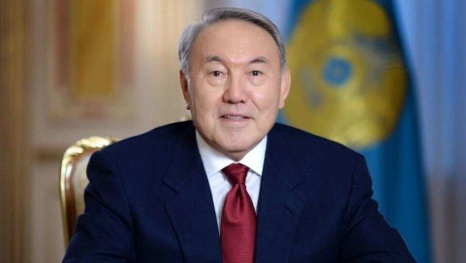Назарбаев поздравил казахстанцев с Пасхой