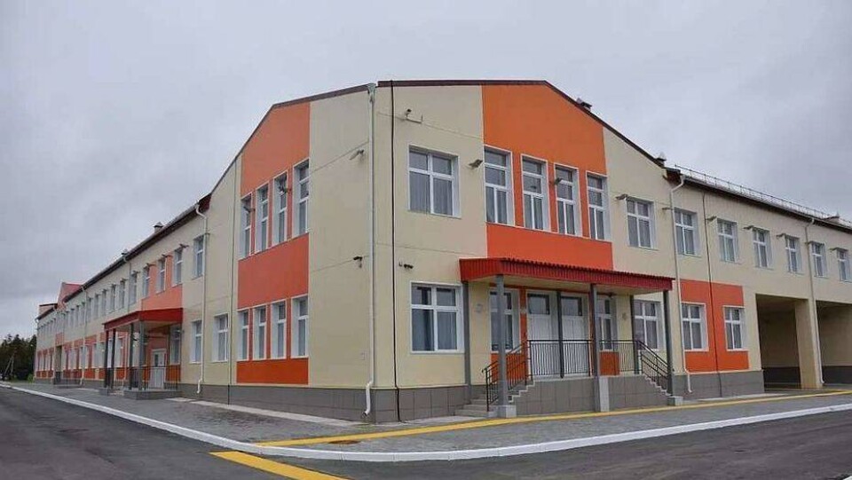 Депутаты не нашли 12 школ, на строительство которых выделены средства из Нацфонда