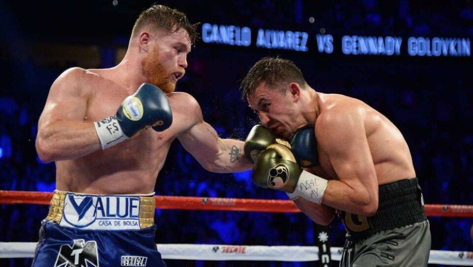 WBC назвал дату ответного боя между Головкиным и Альваресом