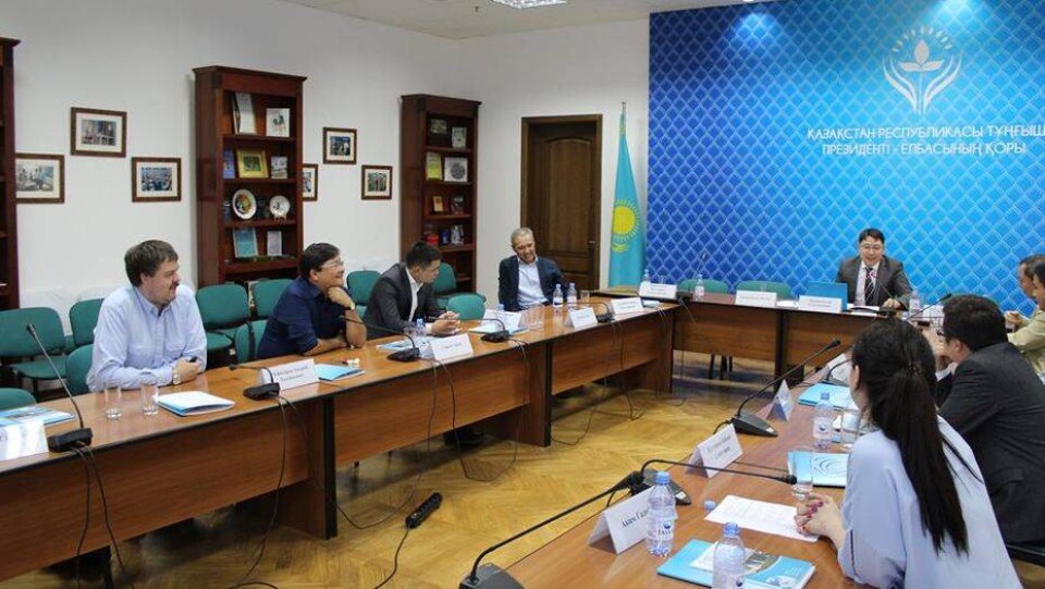 Круглый стол "Модернизация и формирование национальной идентичности" организовал Институт мировой экономики и политики (ИМЭП) при Фонде Первого Президента РК – Лидера Нации