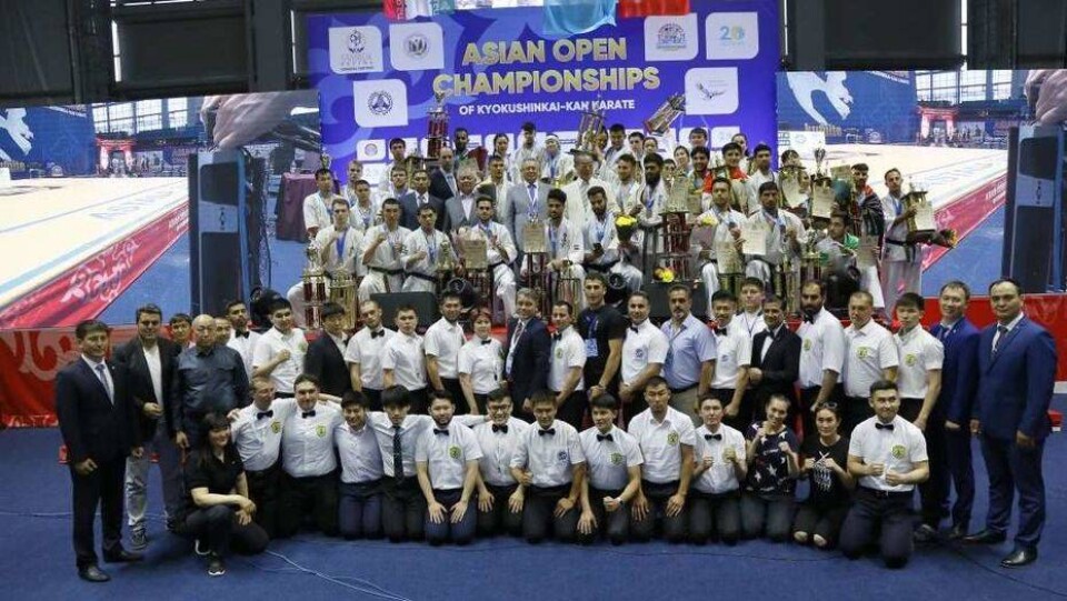 Каратисты из Казахстана за два дня выиграли 96 медалей на чемпионате Азии