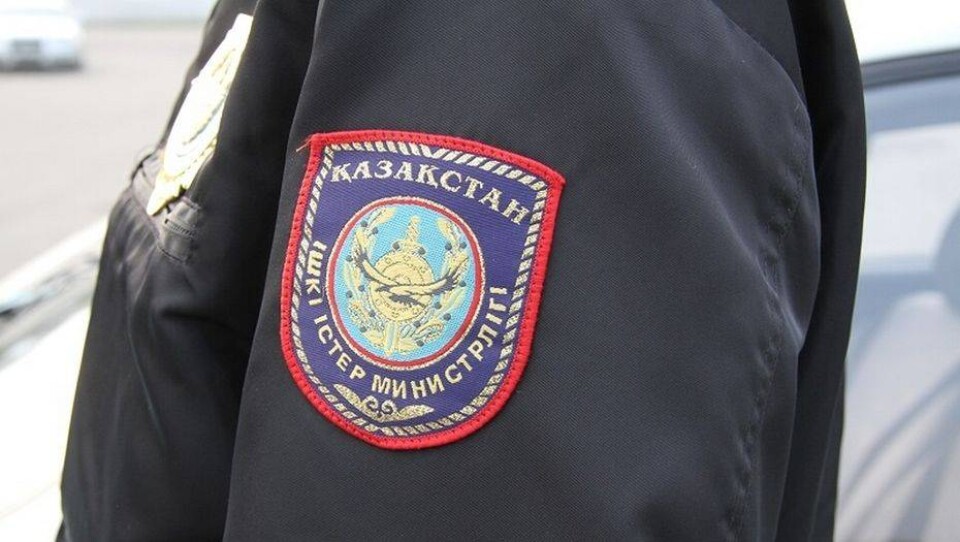 Писающего полицейского из Аксая уволили 