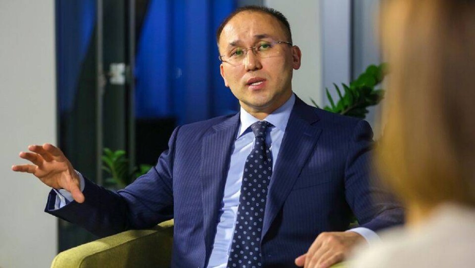 Абаев подсчитал, сколько казашек вышли замуж за китайцев