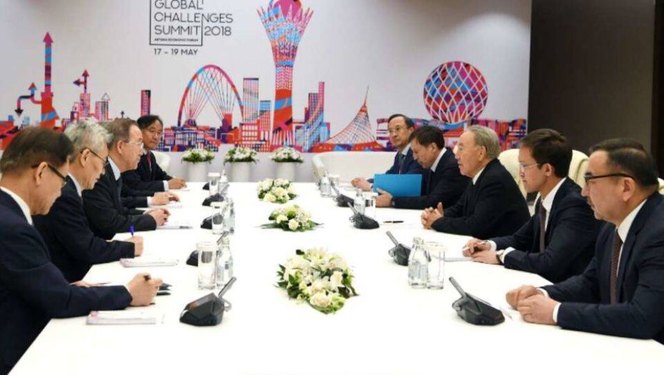 Назарбаев отдельно встретился с именитыми гостями АЭФ-2018
