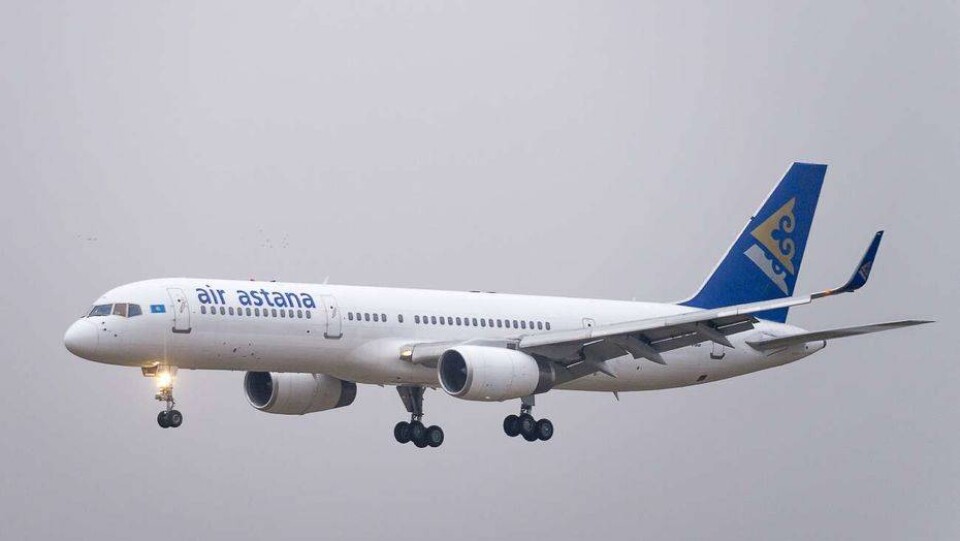 Первым обновленную полосу Алматинского аэропорта на Boeing-757 протестировал вице-президент Аir Аstana Ербол Оспанов