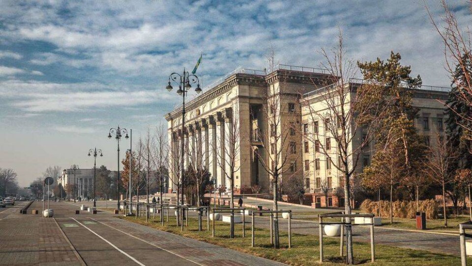 Фотоо Алмаза Толеке