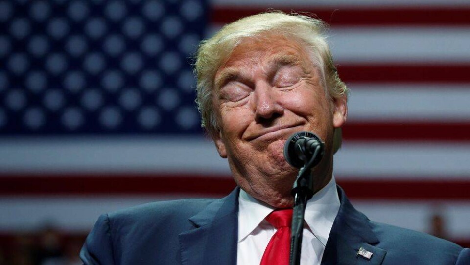 Трамп уволил и.о. генпрокурора, отказавшуюся исполнять его миграционный указ