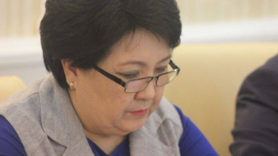 Глава отдела образования Уральска обнаружила в кабинете камеры слежения – СМИ