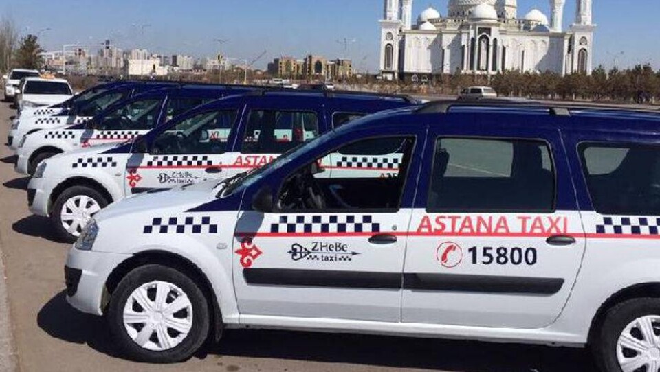 Столичный таксист вернул деньги иностранцу, которого довёз за 40 000 тенге 