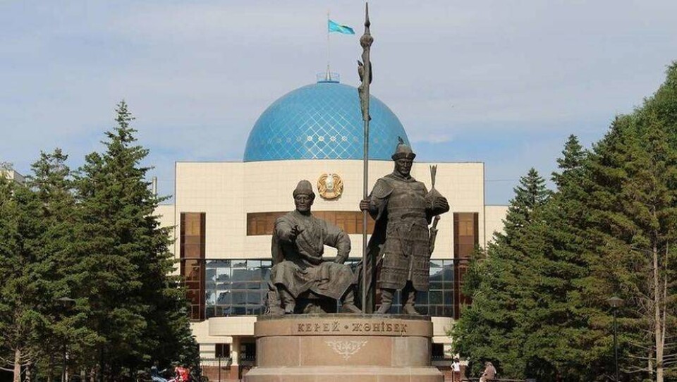 Экскурсионный автобус в Нур-Султане обновил маршрут. Гостей столицы будут возить по правобережью