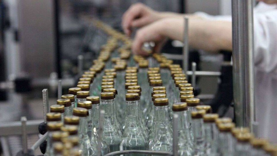 Власти ВКО объявили охоту на водку "Колхозка", ставшую брендом Усть-Каменогорска