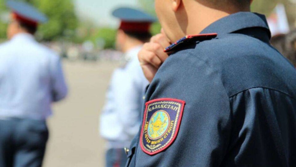 Двух полицейских арестовали в Костанае за халатность по делу об убийстве студентки