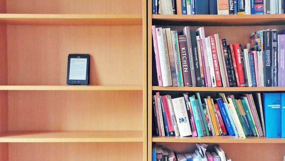 Казахстанцы покупают электронные книги чаще, чем бумажные
