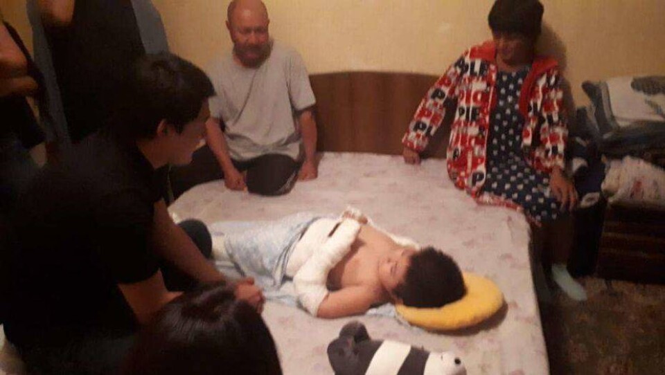 В Шымкенте задержали подозреваемых в обмане родителей "хрустального" мальчика 