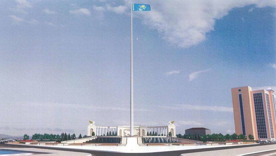 В Атырау начинается строительство 91-метрового флагштока