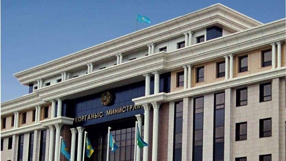 У министра обороны сменились заместители: должности заняли Мурат Бектанов и Бакыт Курманбаев