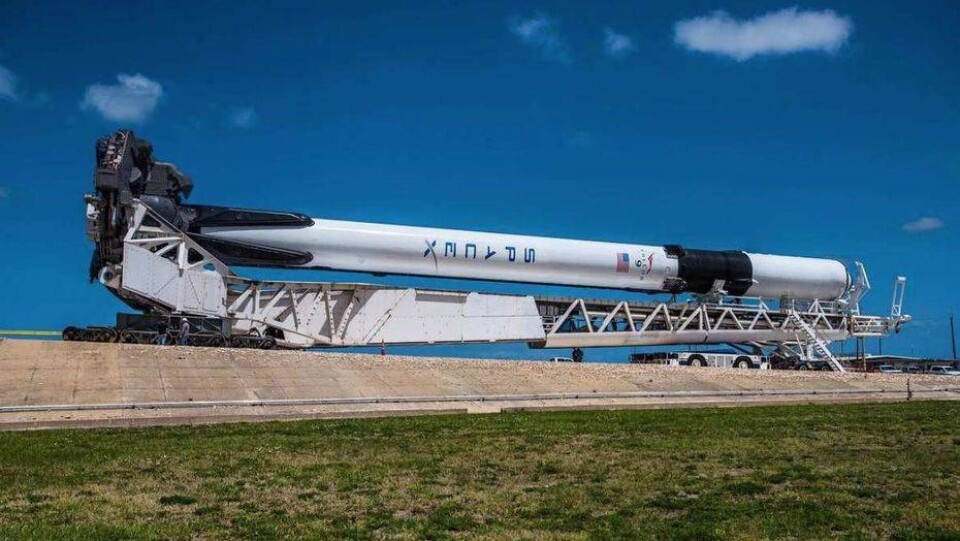 Запуск ракеты-носителя Falcon 9 с казахстанскими спутниками отложен