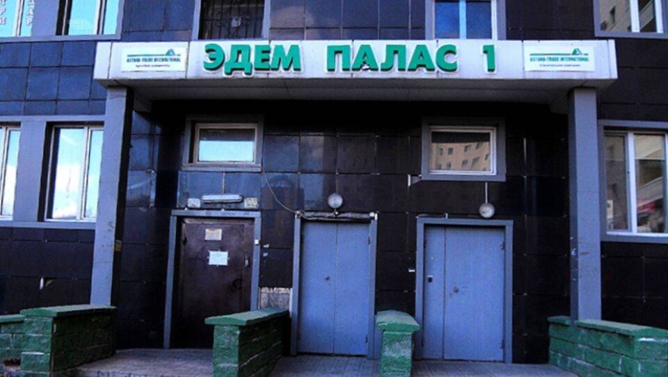 В лифте столичной многоэтажки "Эдем Палас" произошло ЧП