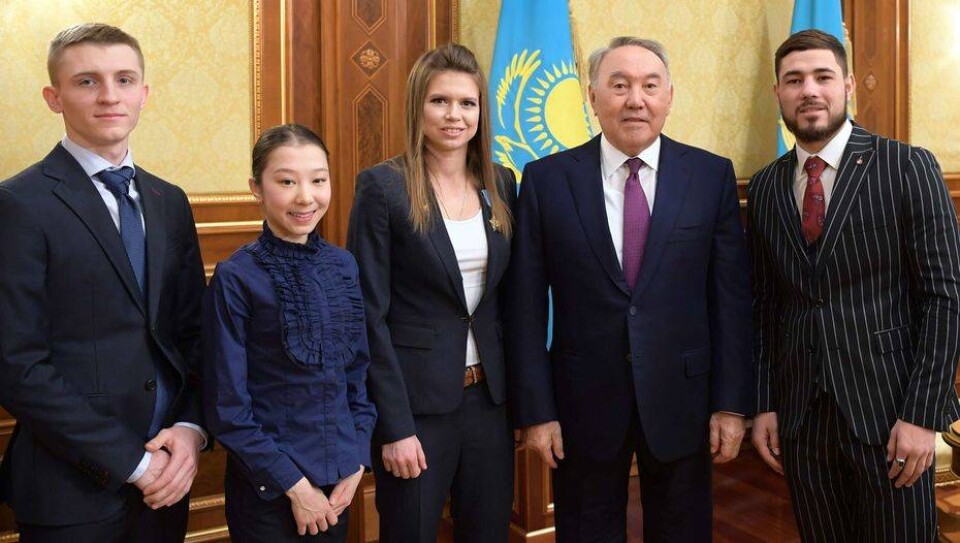Нурсултан Назарбаев встретился с Юлией Галышевой и Элизабет Турсынбаевой