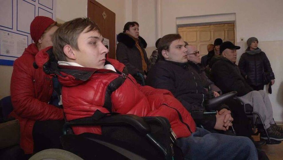 Инвалидам Павлодара приходится обивать пороги, чтобы выбить деньги для инватакси