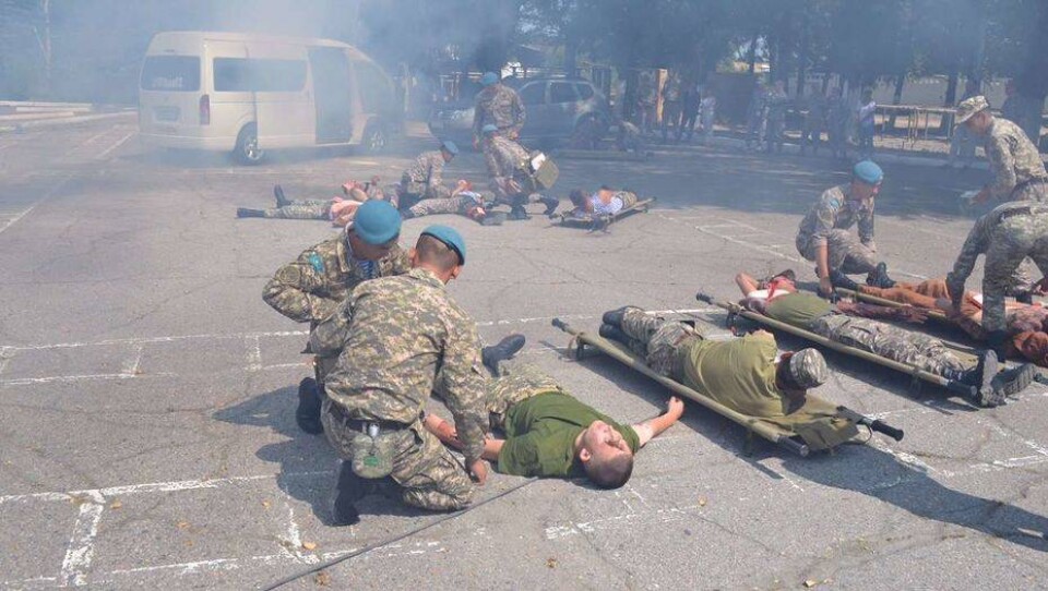 Американские военные медики обучают казахстанских миротворцев