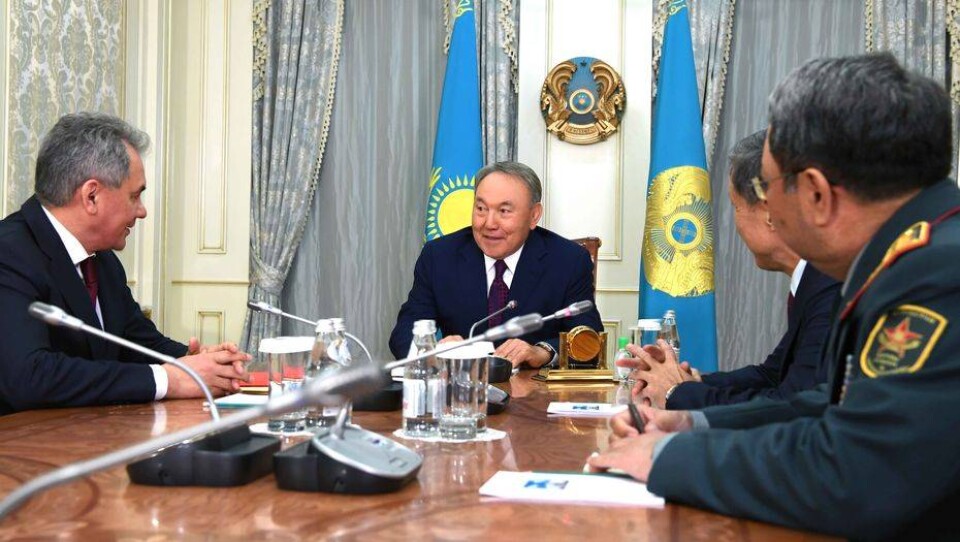 Назарбаев встретился с министром обороны РФ Сергеем Шойгу