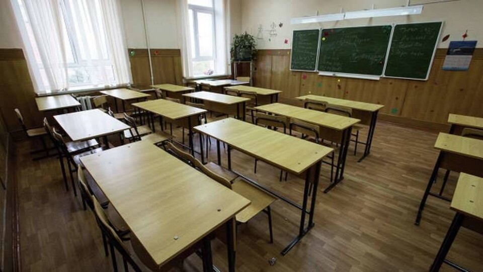 11-летние близнецы в Алматы никогда не ходили в школу