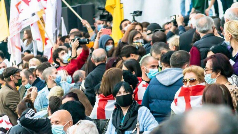 Полиция Грузии применила водомёты и слезоточивый газ для разгона митингующих