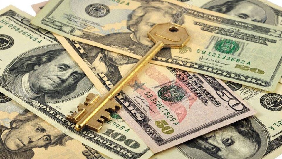 Жительница Алматы требует за квартиру в хрущёвке два миллиона долларов