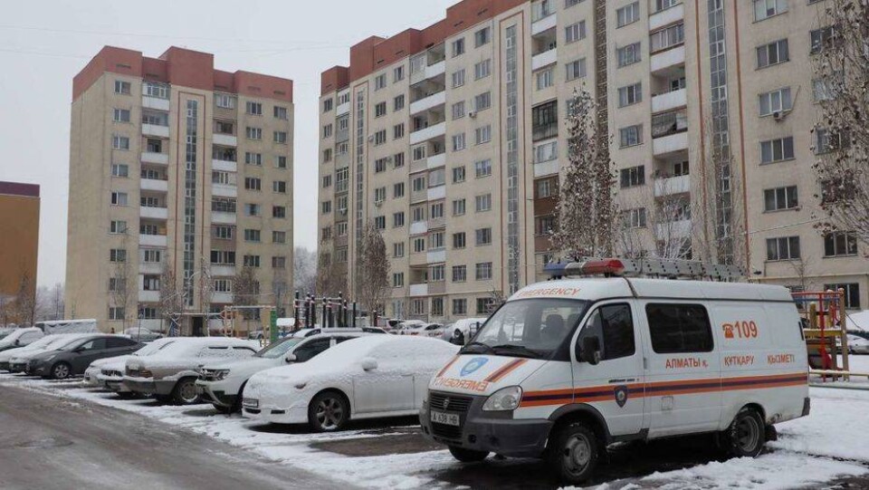 Многоэтажка накренилась в Алматы: в полиции расследуют уголовное дело о некачественном строительстве