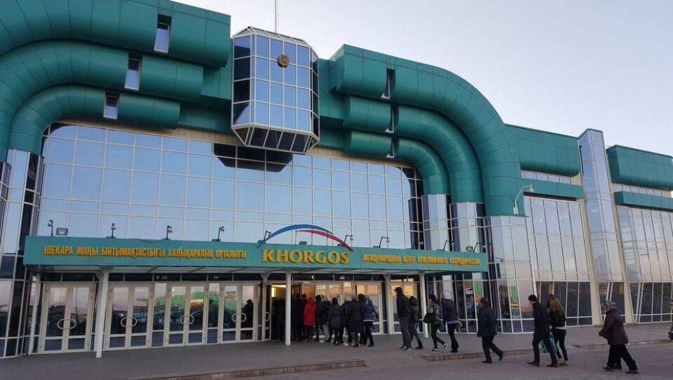 Устроивших потасовку на складе "Хоргоса" привлекли к ответственности