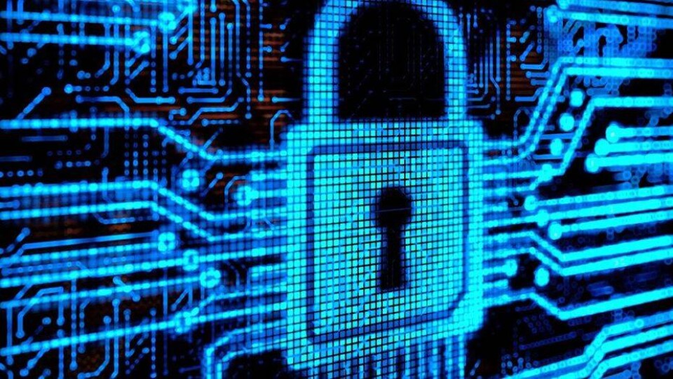 Около 5 млн тенге украл российский хакер с банковских карт казахстанцев