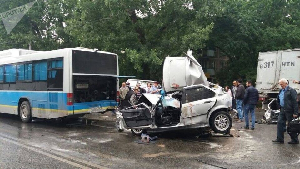 Массовое ДТП с участием пассажирского автобуса произошло в Алматы