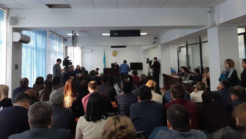 Суд над Жомартом Ертаевым в Алматы: на скамье подсудимых два экс-руководителя Bank RBK