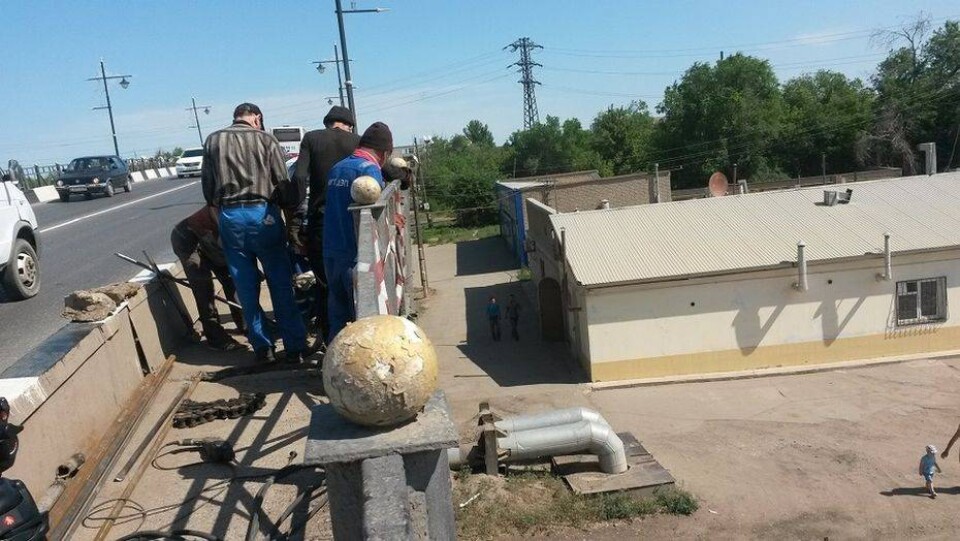 В Уральске на два года закрывают мост, соединяющий старый город с новостройками 