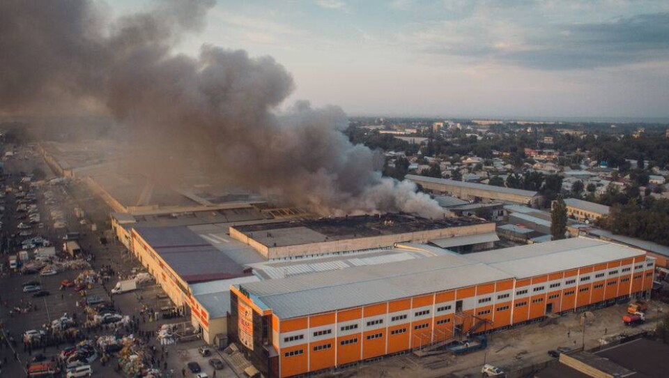 Появилось видео пожара на барахолке в Алматы, снятое с высоты птичьего полёта