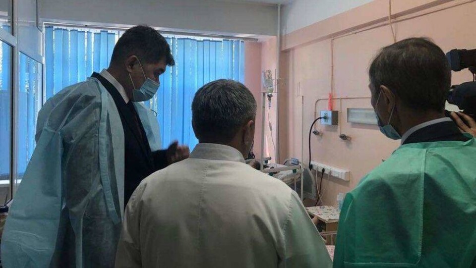 Не создавать "узкое горлышко" в больницах Алматы поручил Биртанов