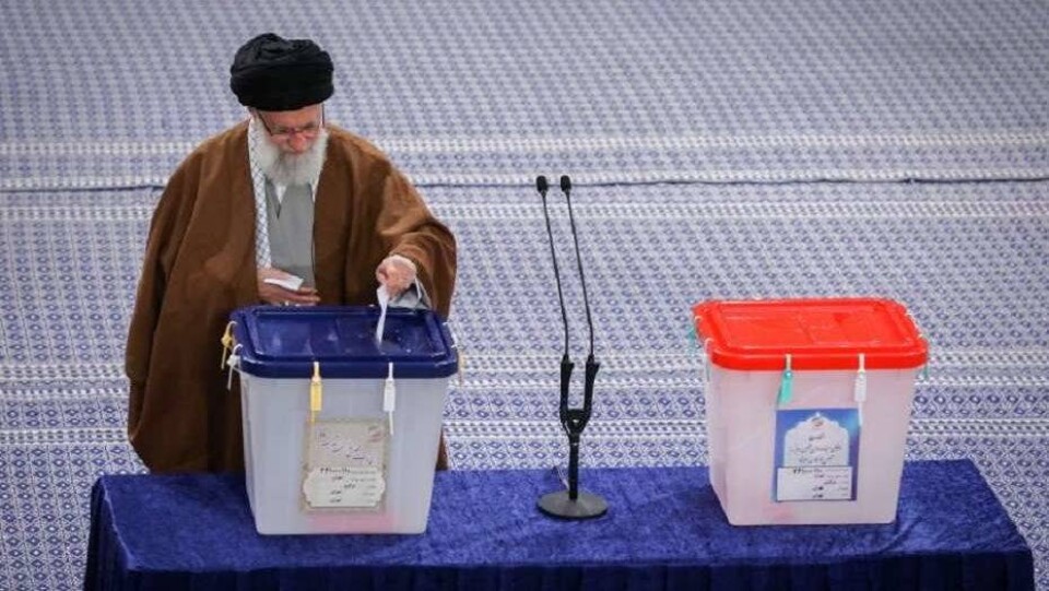 Фото с сайта russian.khamenei.ir