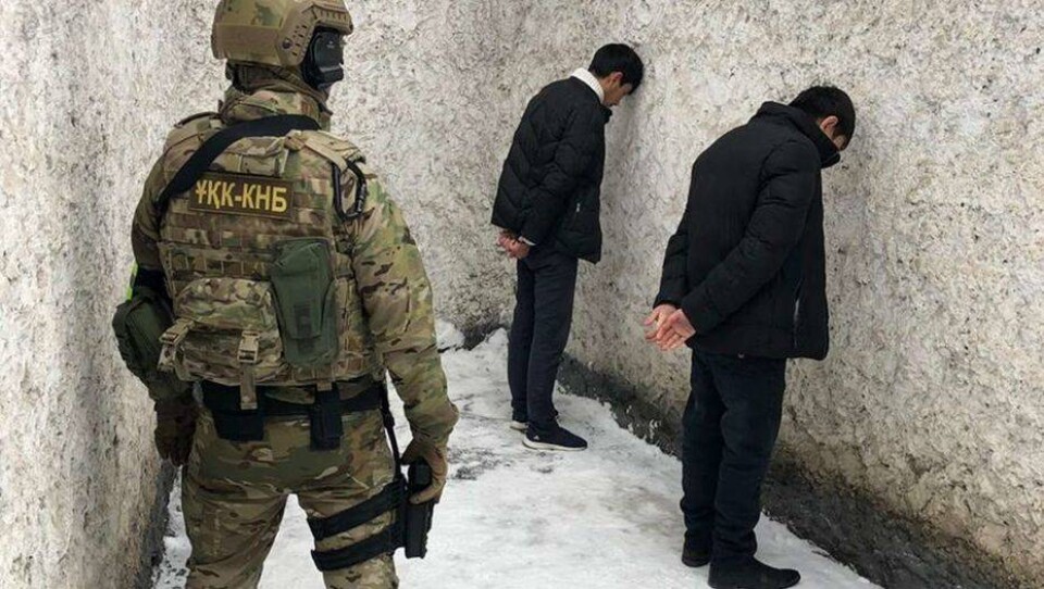 В Алматы задержали двоих подозреваемых в подготовке терактов и пропаганде терроризма