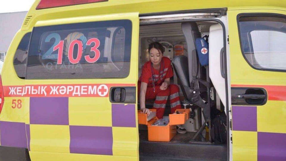 В Астане машины скорой помощи, оборудованные чипами для светофора, стали ездить быстрее 