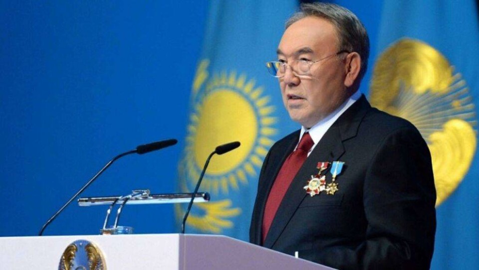 Конституционный совет: Назарбаев спросил о перечне оснований для досрочного прекращения полномочий