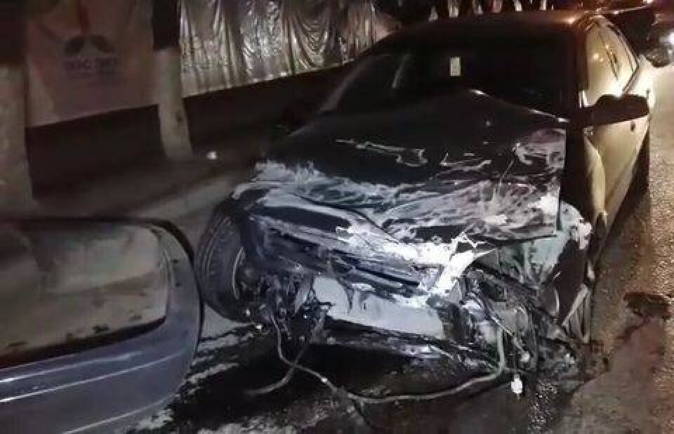 Лихач в Алматы спровоцировал ДТП и парализовал движение на центральной улице