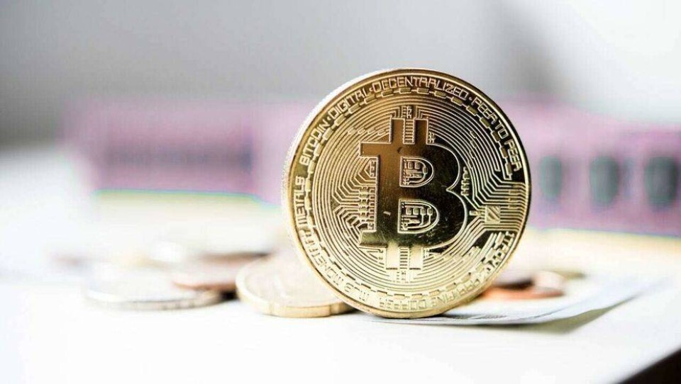 Стоимость биткойна впервые с октября прошлого года превысила 7000 долларов