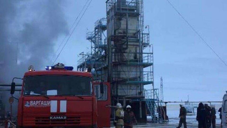 На газоперерабатывающем заводе в Жамбылской области произошёл пожар, пострадали двое рабочих
