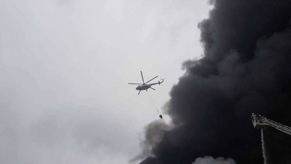 Пожар на оптовом складе в Алатауском районе Алматы удалось локализовать