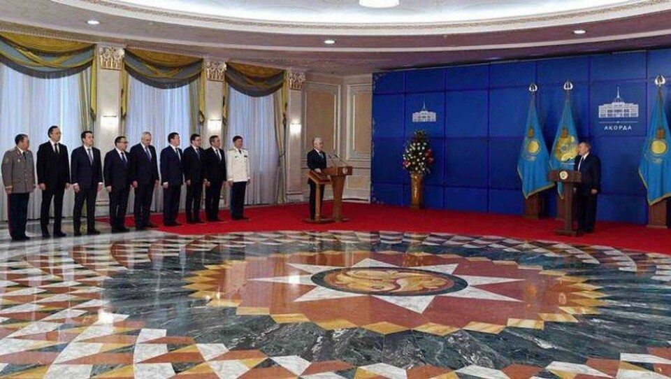 Высокопоставленные госслужащие принесли присягу Президенту в Акорде