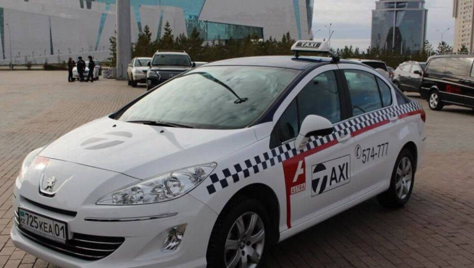 Единая служба такси получила первую партию автомобилей в Астане