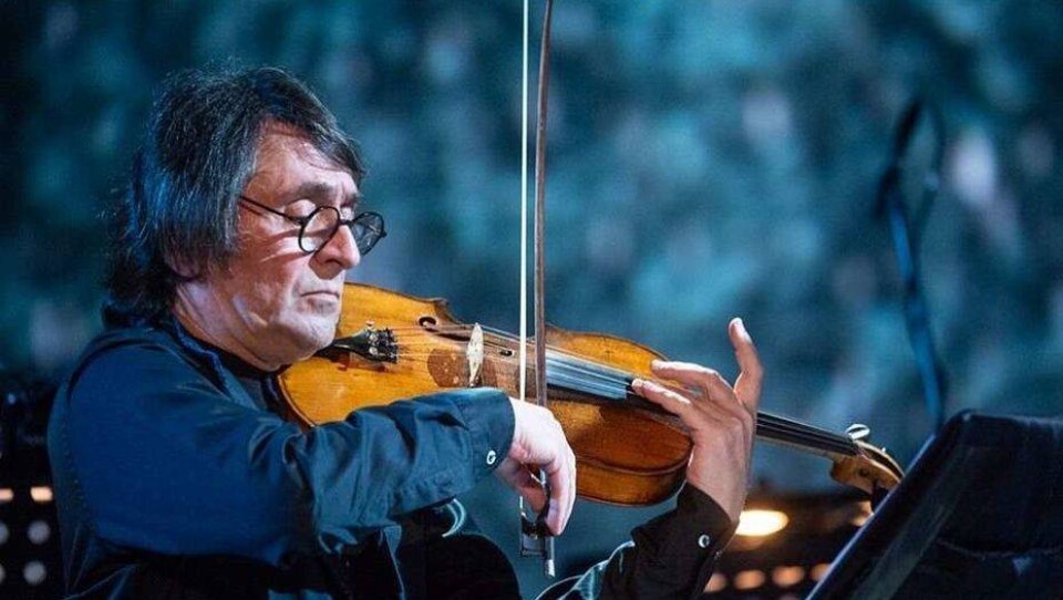 Юрий Башмет исполнил музыкальную композицию, написанную нейросетью 